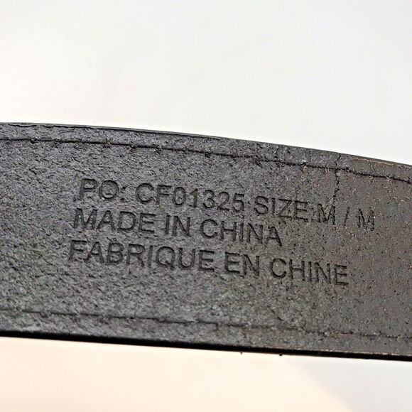 OOBE Black Leather Belt Women's size M 1 1/4” wide 38” long Overall Missing Loop - Picture 10 of 10